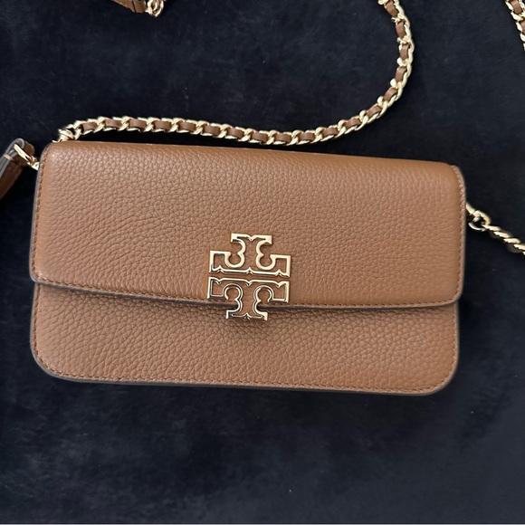 *sold* NWT Tory Burch Britten Chain Wallet Crossbody - Picture 2 of 6